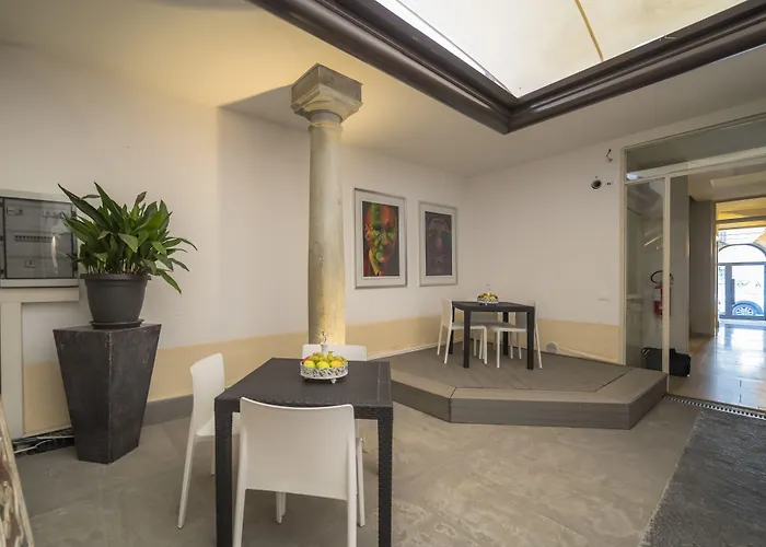 Апарт-отель Academia 3*