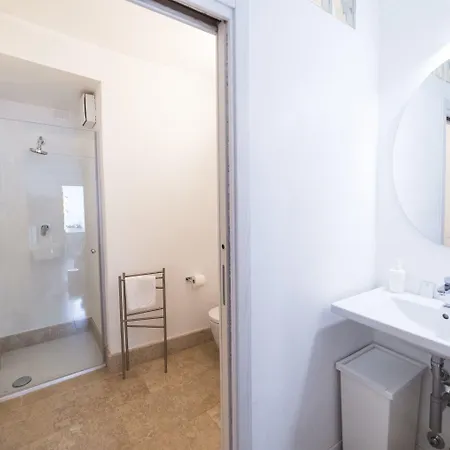 Apartahotel Academia