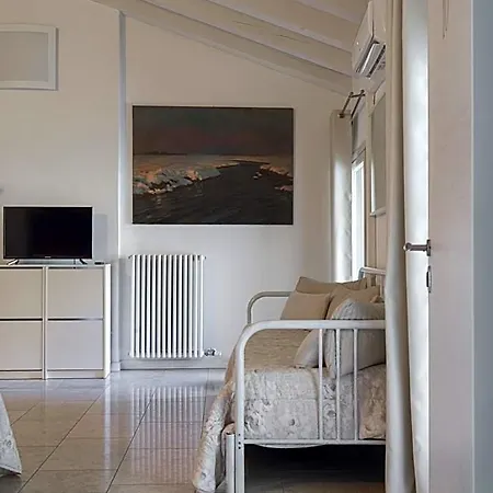 Academia Apart Otel 3*