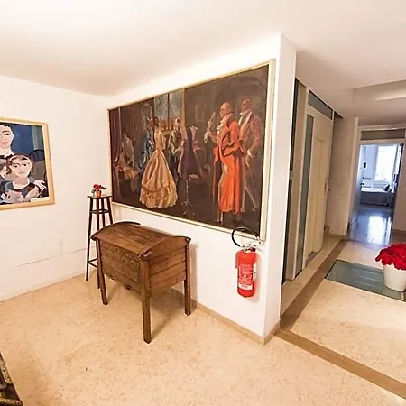Academia Apart Otel 3*